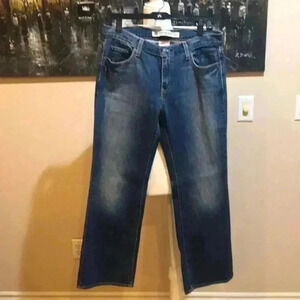 Gap Low Rise Boot Cut 5 Pocket Jean w/Distressed Styling -Size 10